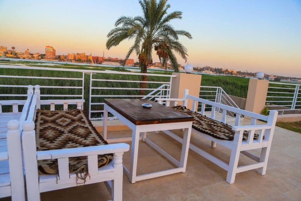 Royal Nile Villa - Nile View Apartment 1 Luksor Exterior foto