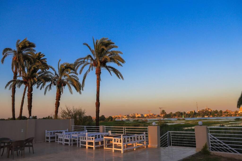 Royal Nile Villa - Nile View Apartment 1 Luksor Exterior foto